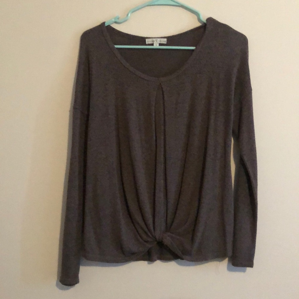 Moa moa long sleeve sweater